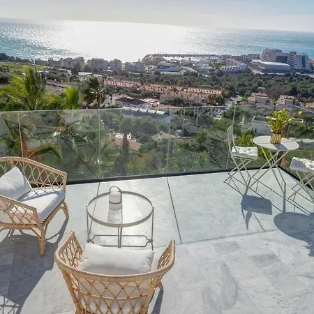 Sunshine Bluehill Bed & Breakfast Sitges